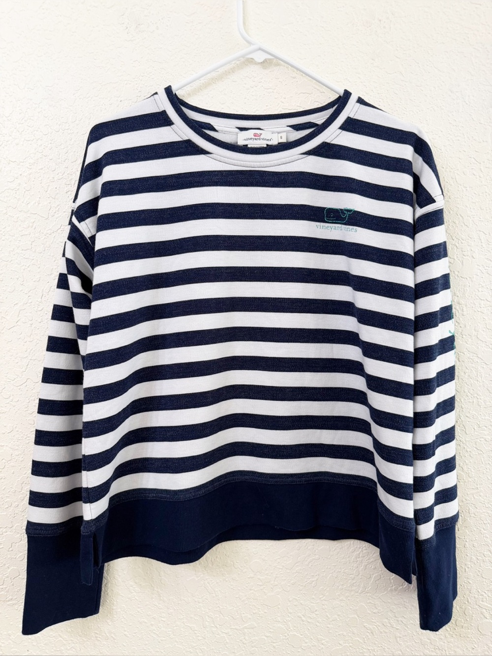 Vineyard Vines Navy & White Striped Pullover Crewneck Size Small